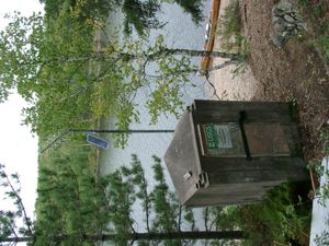 Solar-powered water-level station